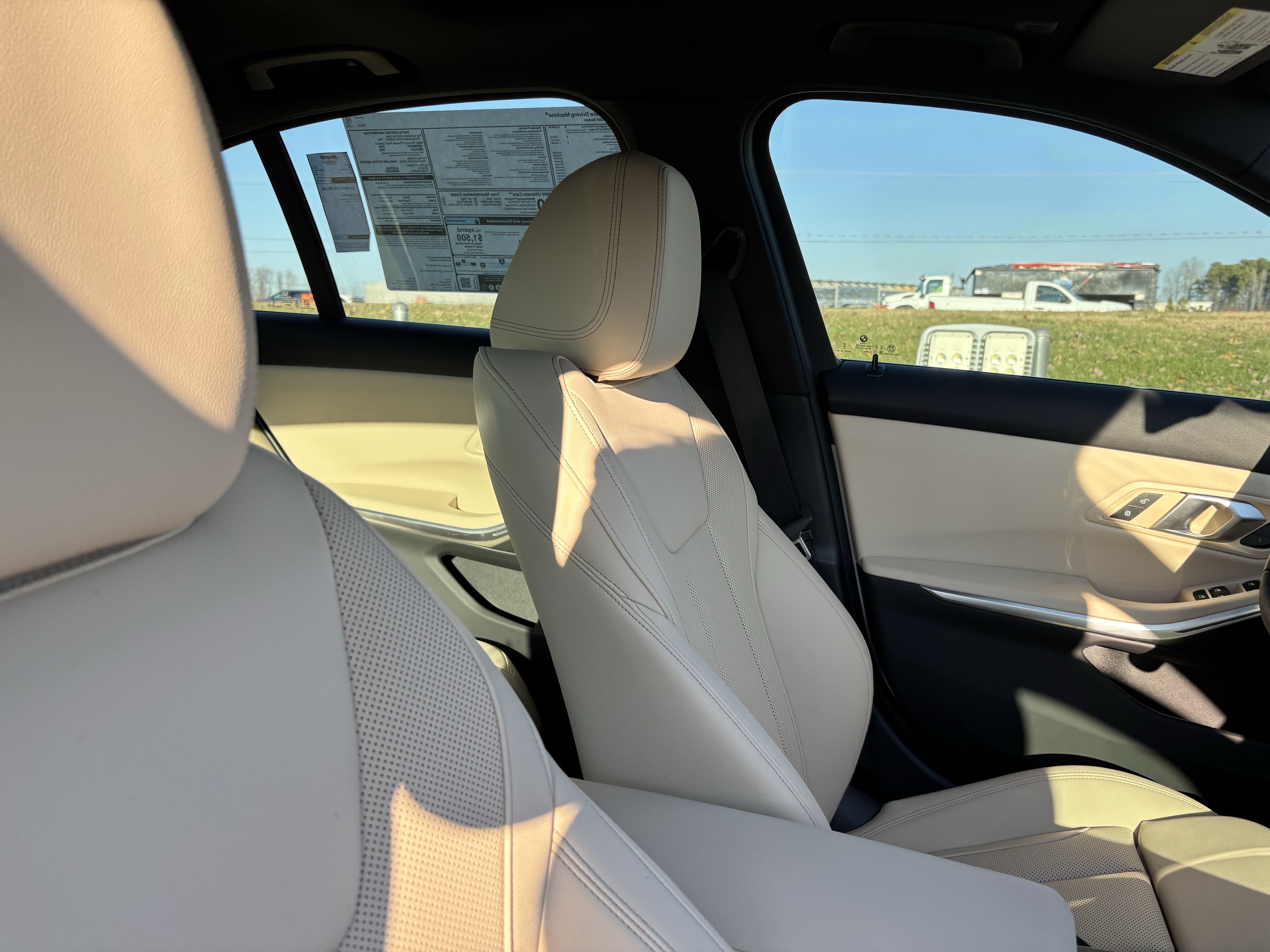 Certified 2026 BMW 330i Sedan w/ Convenience Package RWD image 21