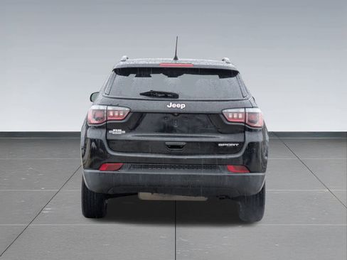 Used 2018 Jeep Compass Sport w/ Tech Group image 5