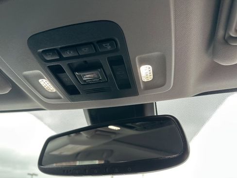 Used 2019 Toyota Camry XSE image 23