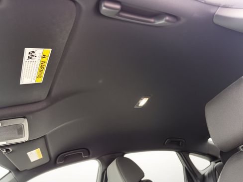 Used 2025 Honda Civic Sport image 27