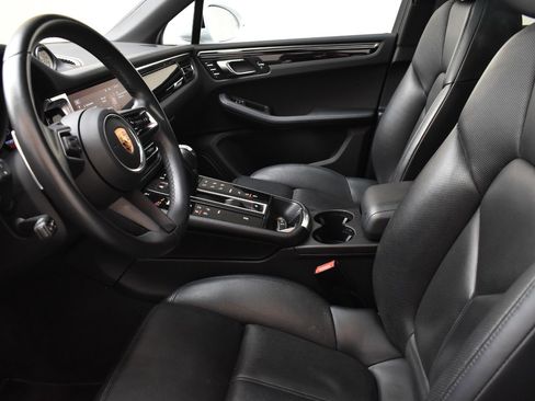 Used 2022 Porsche Macan AWD/4WD image 14