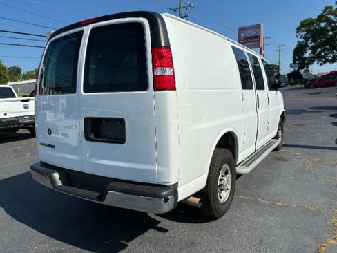 Used 2023 Chevrolet Express 2500 w/ Driver Convenience Package RWD image 3