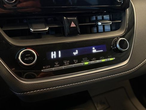 Used 2019 Toyota Corolla SE image 14