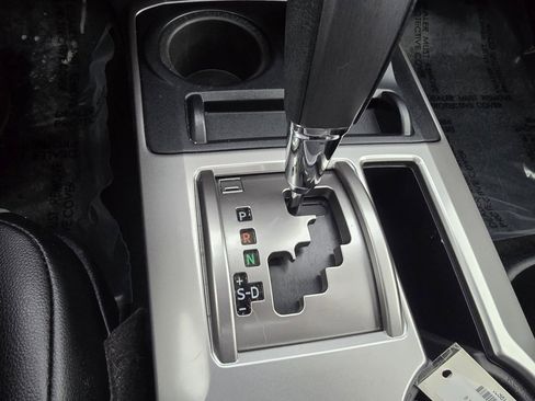 Certified 2024 Toyota 4Runner SR5 Premium image 22