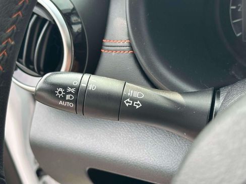 Used 2023 Nissan Kicks SR FWD image 21