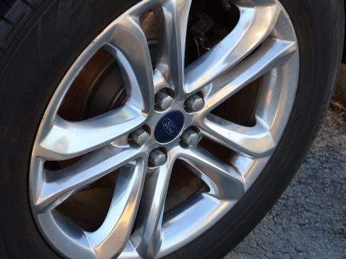 Used 2016 Ford Edge SEL w/ Equipment Group 201A image 24