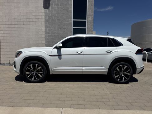 New 2026 Volkswagen Atlas Cross Sport SEL Premium R-Line AWD/4WD image 3