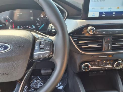 Used 2022 Ford Escape SE w/ Convenience Package image 13