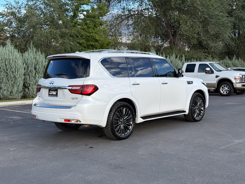 Used 2024 INFINITI QX80 Sensory w/ Cargo Package AWD/4WD image 8