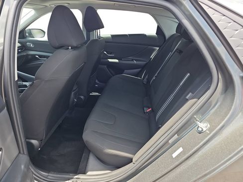 Used 2024 Hyundai Elantra SEL w/ Convenience Package FWD image 14