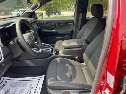 Used 2025 GMC Canyon Elevation image 13