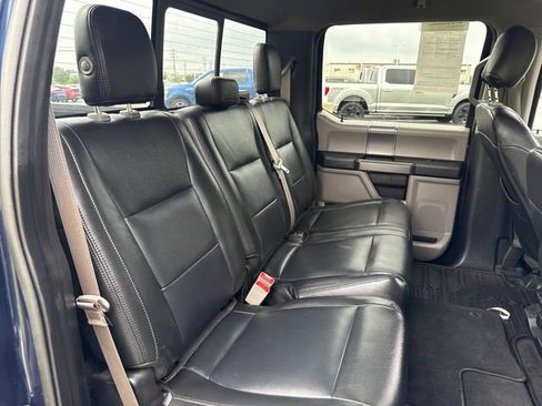 Used 2019 Ford F150 XLT w/ Equipment Group 302A Luxury AWD/4WD image 14