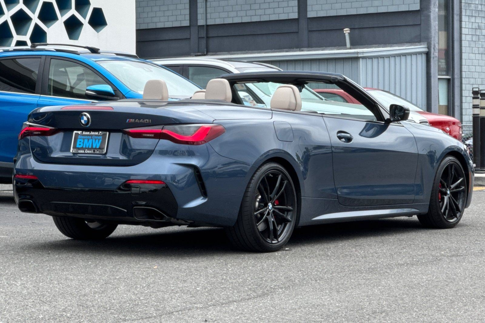 Used 2024 BMW M440i Convertible RWD image 9