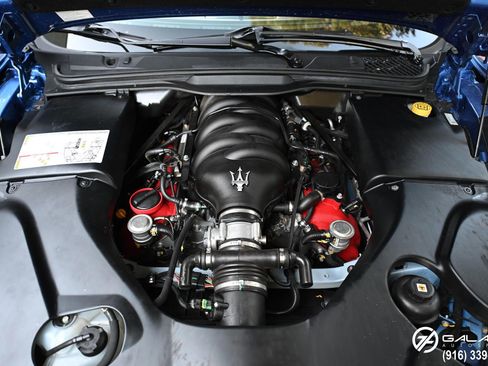 Used 2016 Maserati GranTurismo Sport image 15