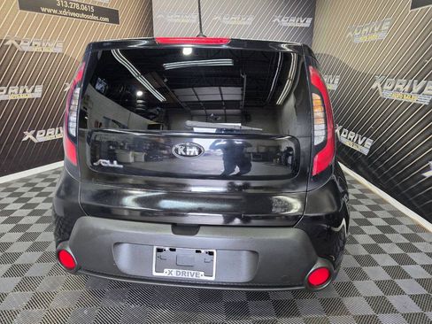 Used 2016 Kia Soul FWD image 6