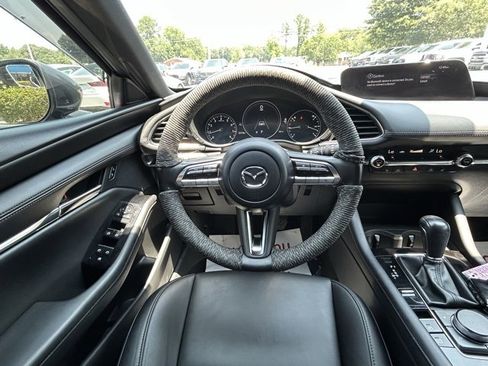 Used 2022 MAZDA MAZDA3 s image 19