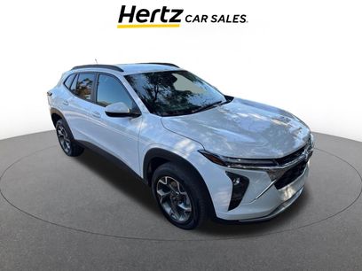 Used 2025 Chevrolet Trax LT