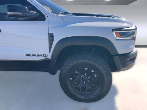 Used 2025 RAM 1500 RHO image 18