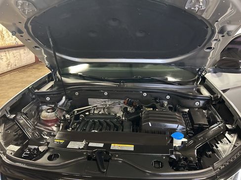 Used 2023 Volkswagen Atlas Cross Sport SEL R-Line image 27