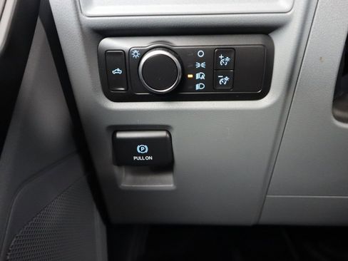 Used 2021 Ford F150 XL image 17