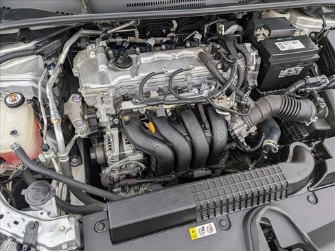 Used 2021 Toyota Corolla LE w/ Carpet Mat Package (TMS) image 21