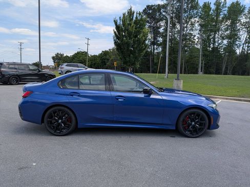 New 2026 BMW 330i Sedan w/ M Sport Package RWD image 2