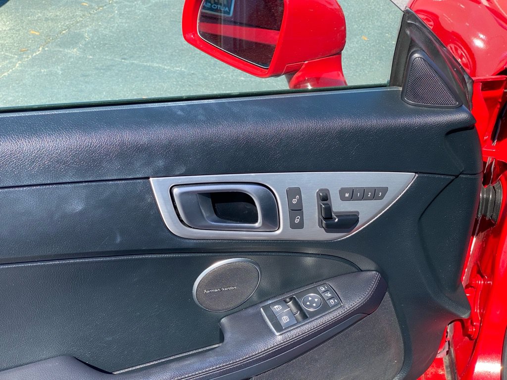 Used 2014 Mercedes-Benz SLK 250 image 18
