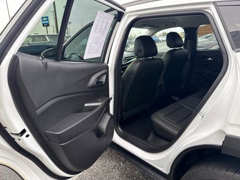 Used 2025 Chevrolet Trax ACTIV w/ Driver Confidence Package image 22