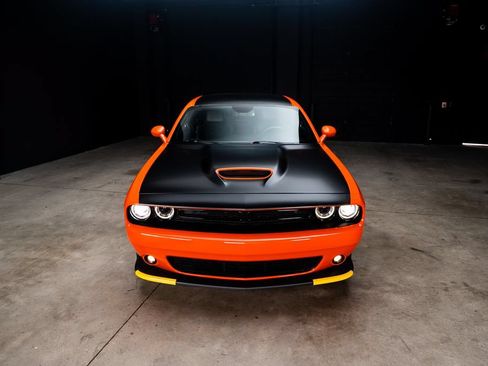 Used 2023 Dodge Challenger GT w/ Plus Package RWD image 4