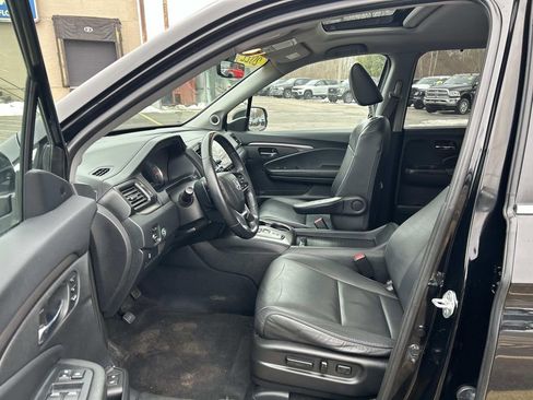 Used 2022 Honda Pilot EX-L image 11