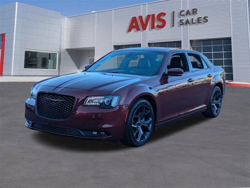 Used 2023 Chrysler 300 S image 1