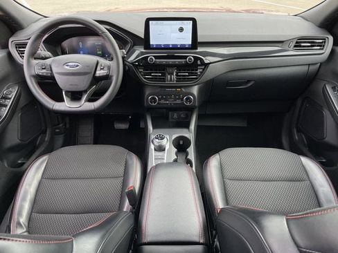 Used 2025 Ford Escape ST-Line image 10