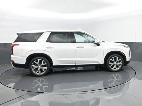 Used 2022 Hyundai Palisade SEL w/ Convenience Package image 4