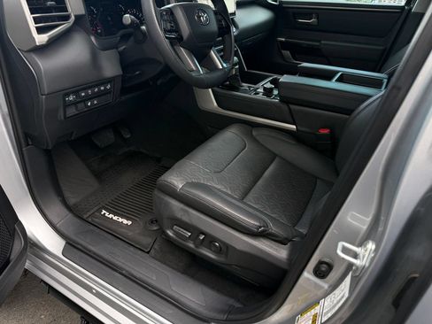 Used 2023 Toyota Tundra Limited AWD/4WD image 19