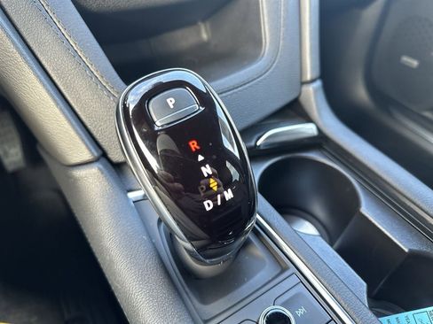 Used 2024 Cadillac XT5 Premium Luxury image 19