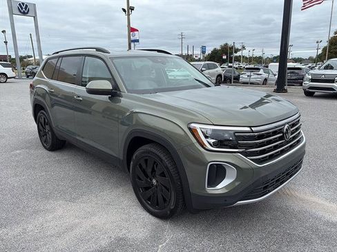 New 2026 Volkswagen Atlas SE image 8