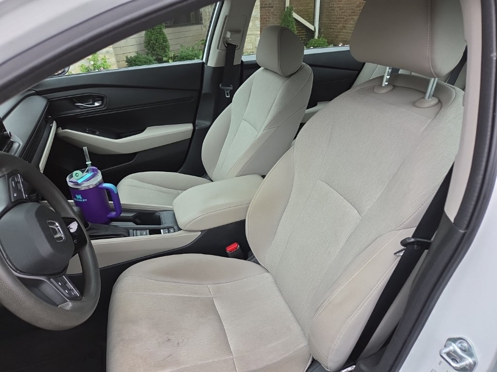 Certified 2023 Honda Accord EX image 11