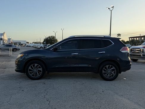 Used 2016 Nissan Rogue SL w/ SL Premium Package FWD image 8