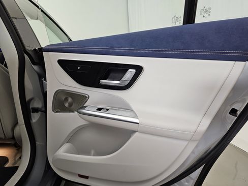 Used 2023 Mercedes-Benz EQE 350+ 4MATIC Sedan image 25