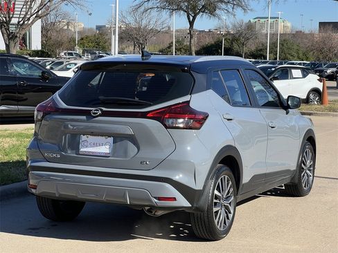 Certified 2023 Nissan Kicks SV image 4