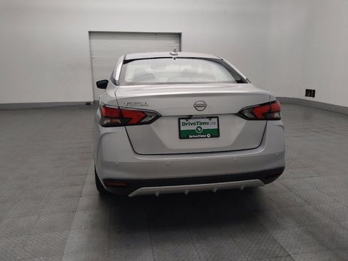 Used 2025 Nissan Versa SV FWD image 6