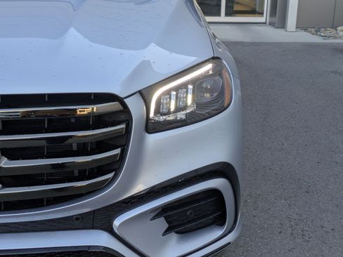 Certified 2025 Mercedes-Benz GLS 450 4MATIC w/ AMG Line Exterior image 11