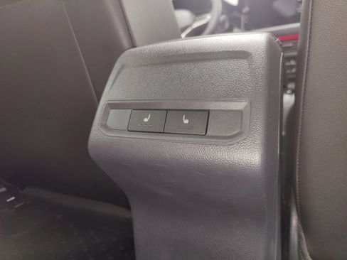 Used 2025 Volkswagen Jetta SEL image 18