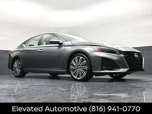 Certified 2025 Nissan Altima 2.5 SL FWD image 31