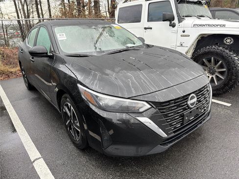 Used 2024 Nissan Sentra SV image 9