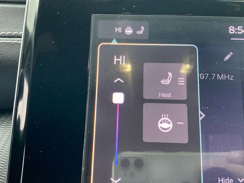 Used 2023 Jeep Grand Cherokee L Laredo image 15