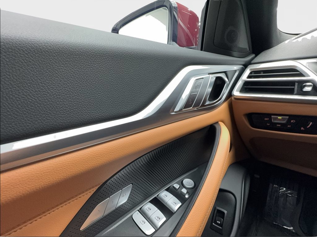 Used 2025 BMW i4 eDrive40 w/ Driving Assistance Package RWD image 49