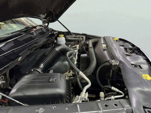 Used 2019 RAM 1500 Classic SLT image 51