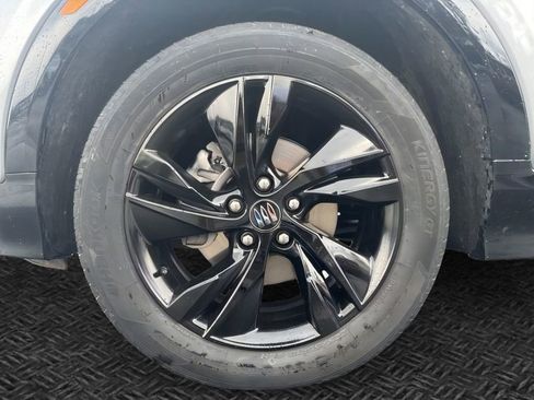 Used 2024 Buick Encore GX Sport Touring image 12