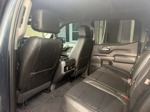 Used 2020 GMC Sierra 1500 SLT w/ SLT Premium Plus Package RWD image 10